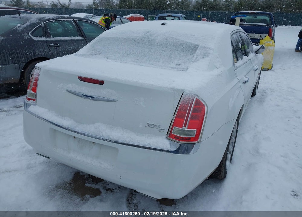 2013 CHRYSLER 300C VIN: 2C3CCAET0DH507337