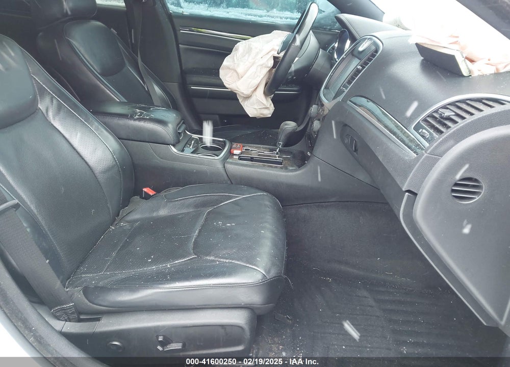 2013 CHRYSLER 300C VIN: 2C3CCAET0DH507337