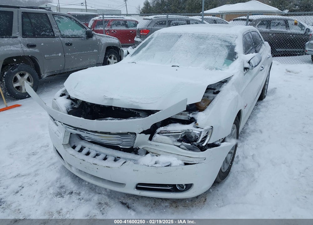 2013 CHRYSLER 300C VIN: 2C3CCAET0DH507337