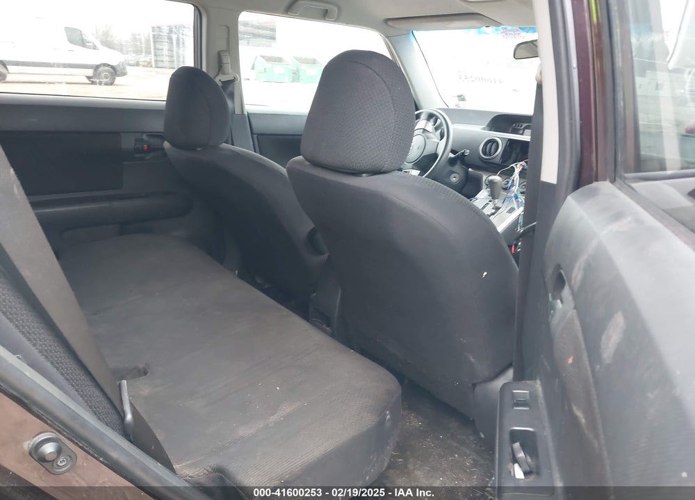 2008 SCION XB VIN: JTLKE50E581035713