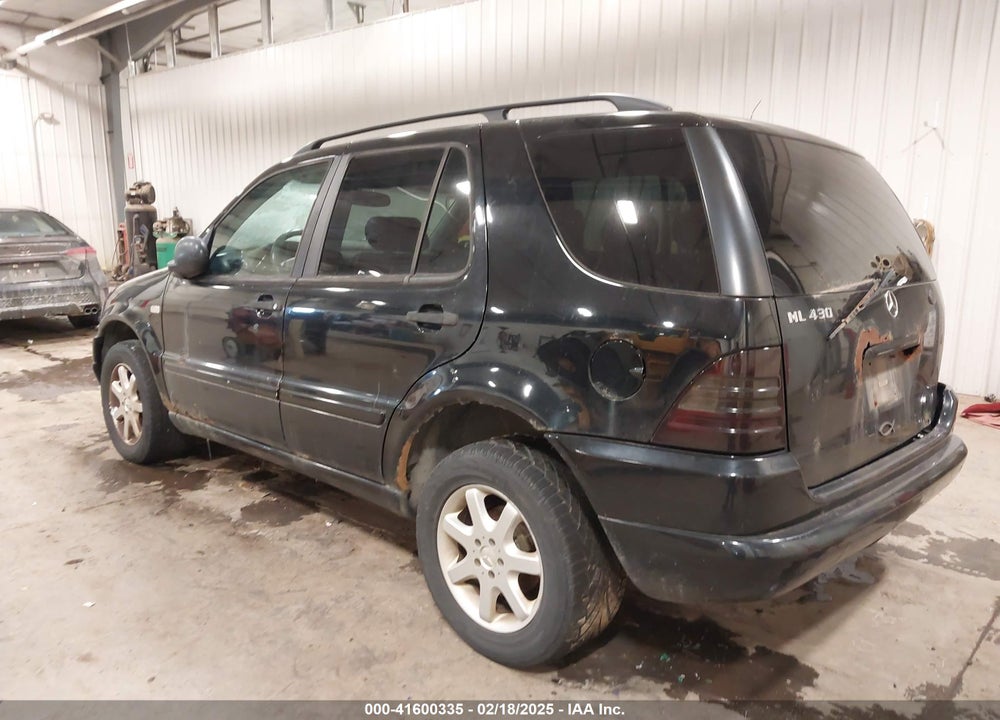 1999 MERCEDES-BENZ ML 430 VIN: 4JGAB72E6XA080355
