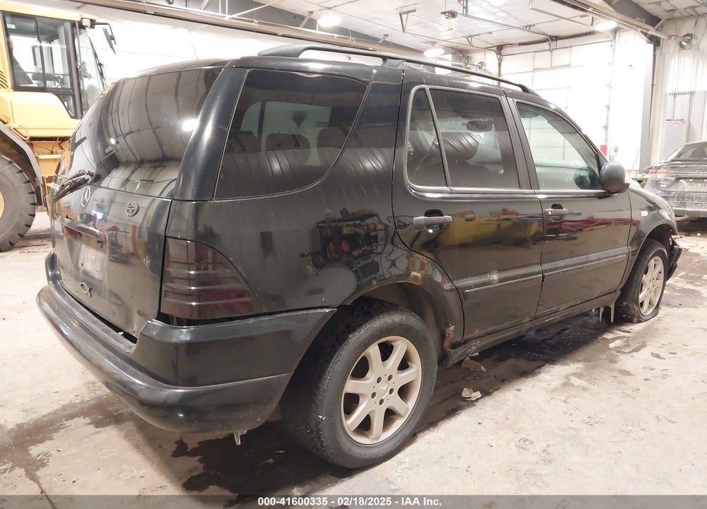 1999 MERCEDES-BENZ ML 430 VIN: 4JGAB72E6XA080355