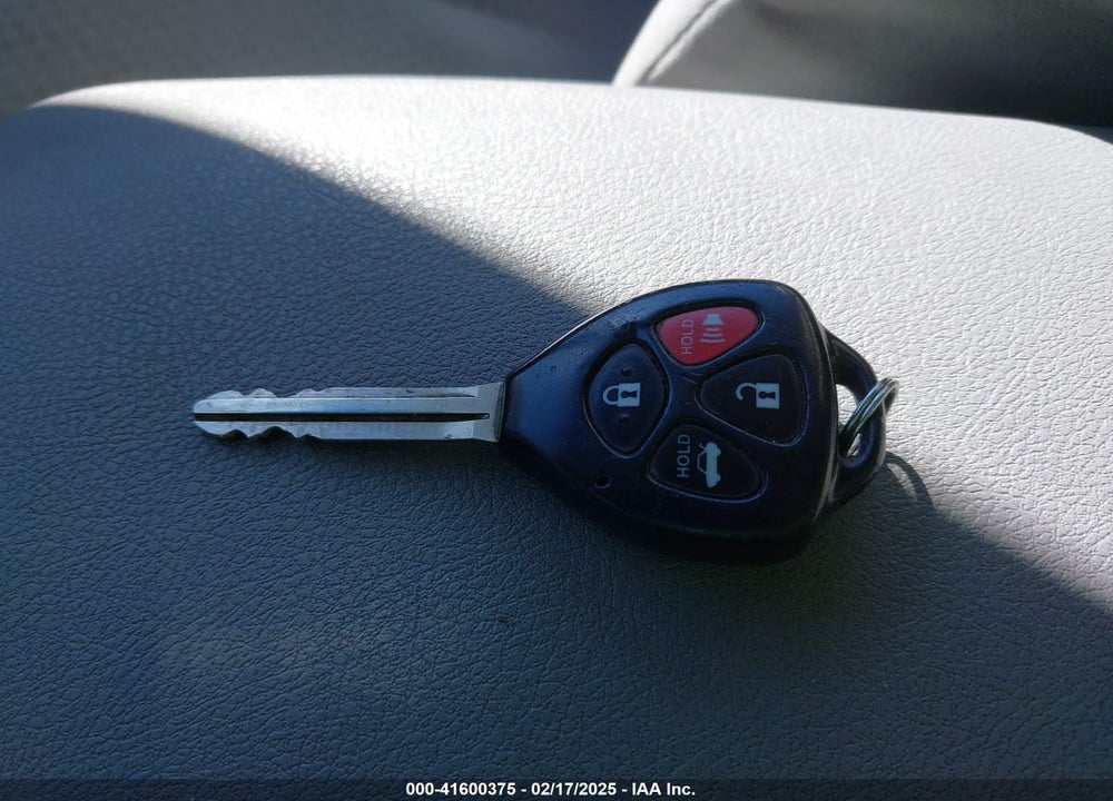 2009 TOYOTA CAMRY LE VIN: 4T1BE46K79U304843