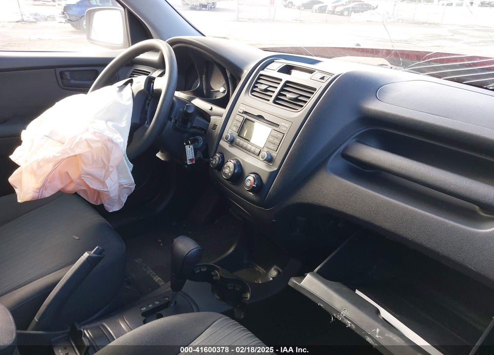 2009 KIA SPORTAGE LX VIN: KNDJF724397558232