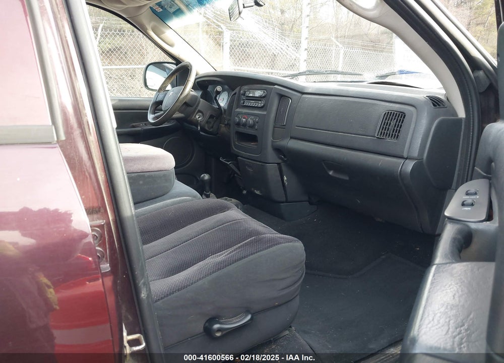 2005 DODGE RAM 1500 SLT/LARAMIE VIN: 1D7HU18D45S285551