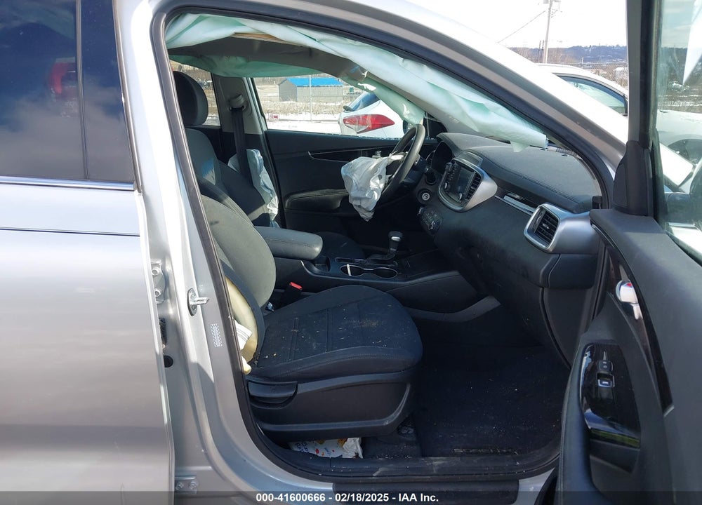 2020 KIA SORENTO 2.4L LX VIN: 5XYPGDA39LG655976