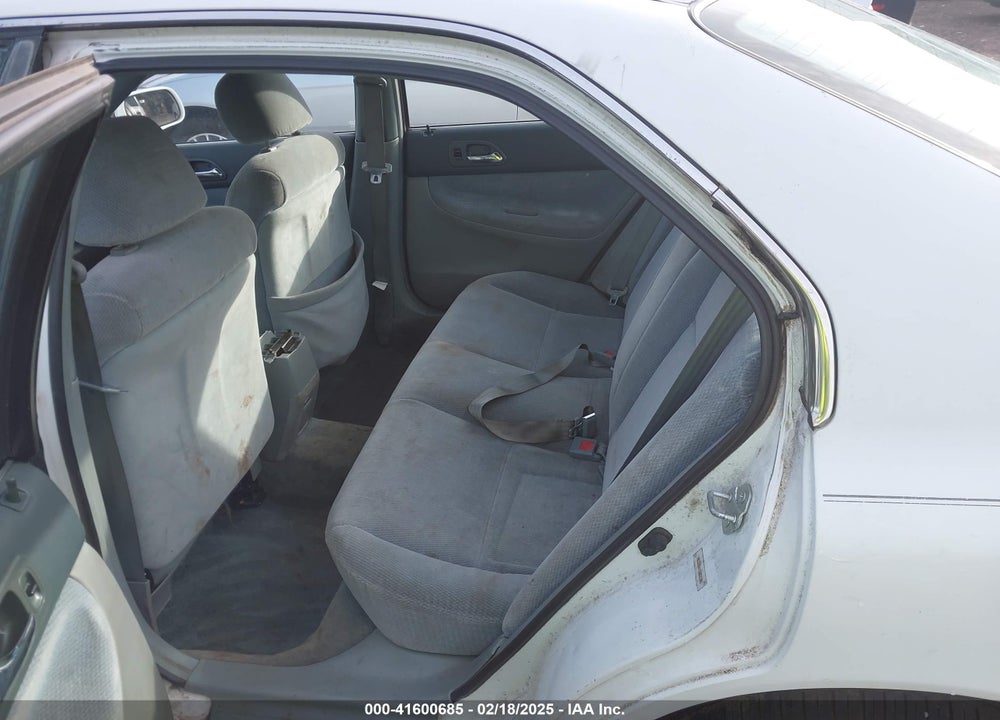 1996 HONDA ACCORD LX/EX VIN: 1HGCE664XTA021305