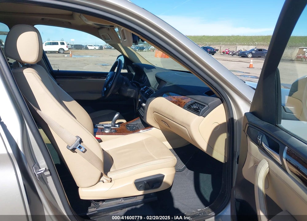 2017 BMW X3 XDRIVE28I VIN: 5UXWX9C53H0D99016