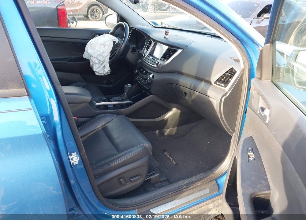 2016 HYUNDAI TUCSON VIN: KM8J3CA22GU095639