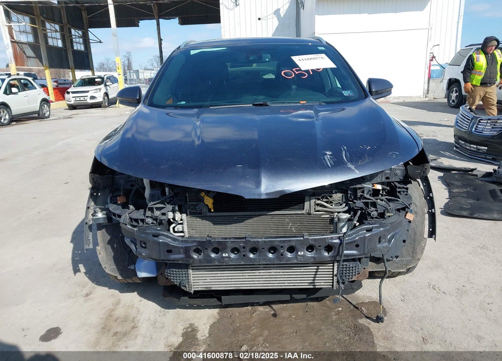 2015 LINCOLN MKC VIN: 5LMTJ2AH9FUJ40570