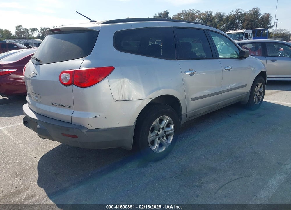 2009 CHEVROLET TRAVERSE VIN: 1GNER13D09S156516
