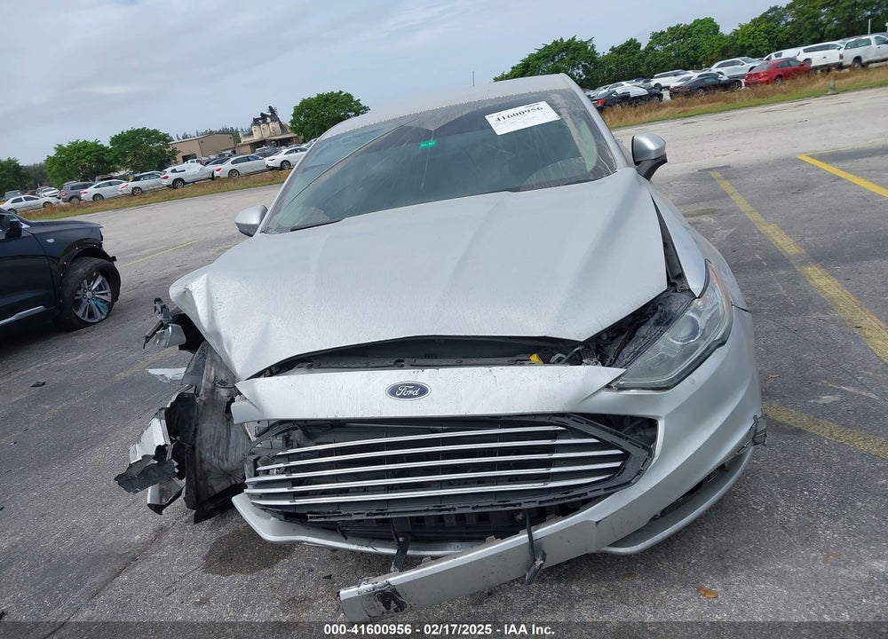 2018 FORD FUSION S VIN: 3FA6P0G76JR143616