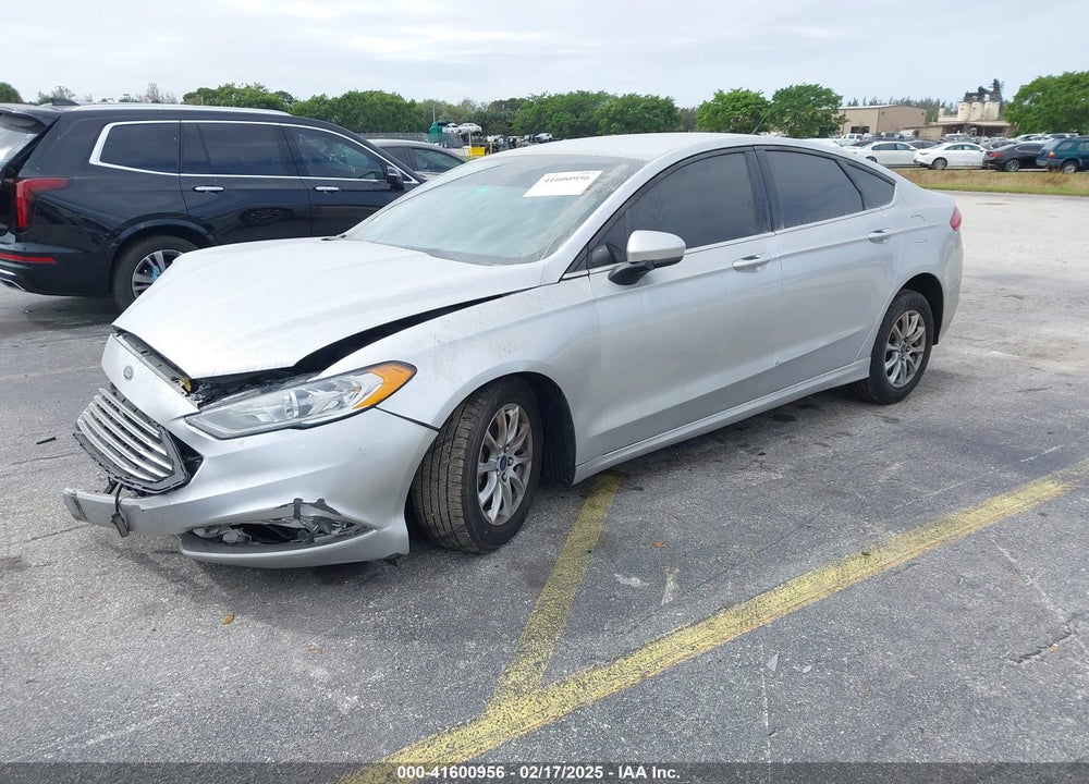 2018 FORD FUSION S VIN: 3FA6P0G76JR143616