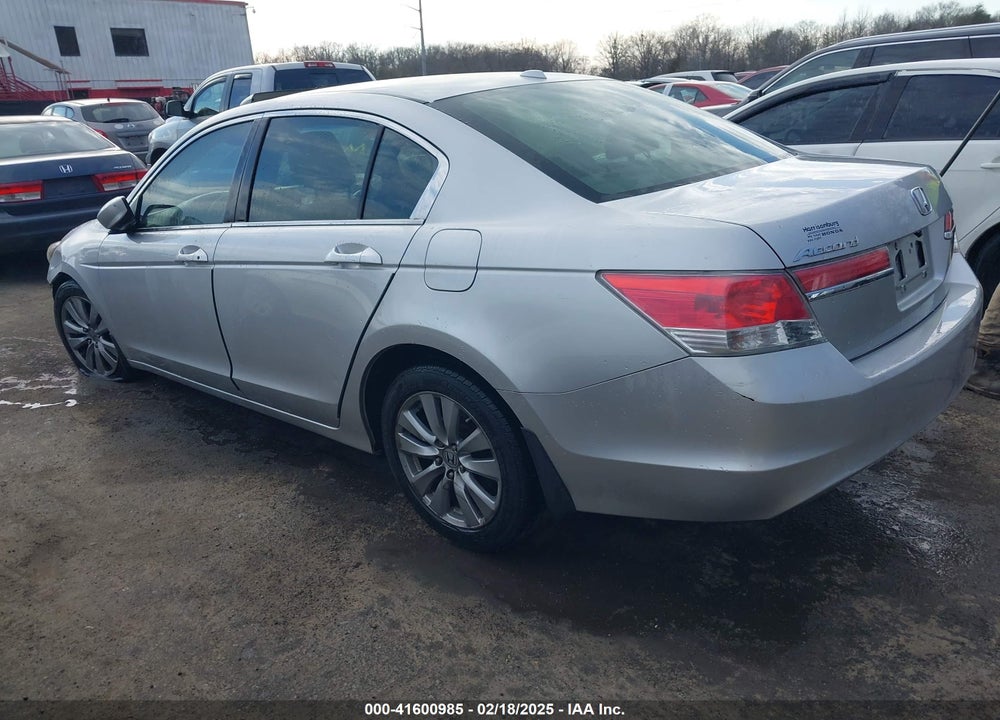 2012 HONDA ACCORD 2.4 EX-L VIN: 1HGCP2F82CA156882