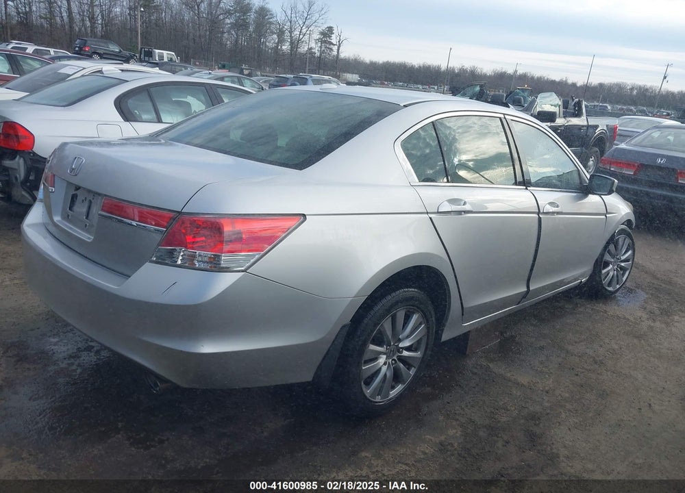 2012 HONDA ACCORD 2.4 EX-L VIN: 1HGCP2F82CA156882