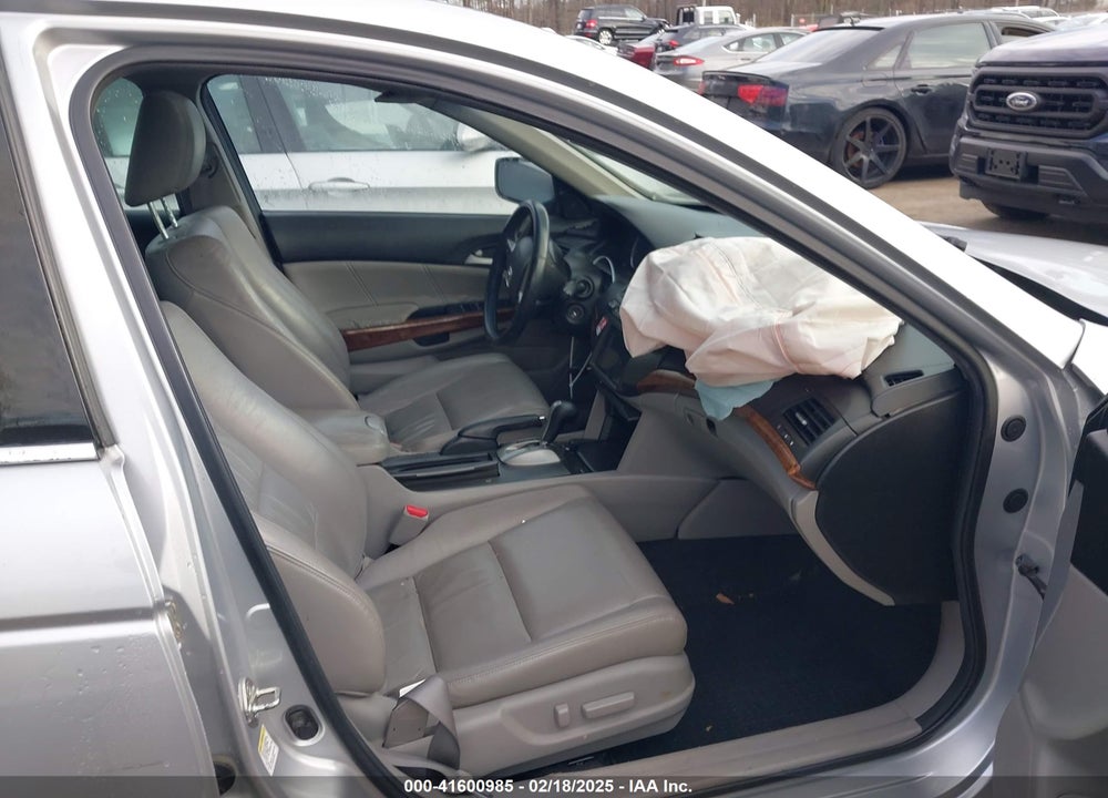 2012 HONDA ACCORD 2.4 EX-L VIN: 1HGCP2F82CA156882