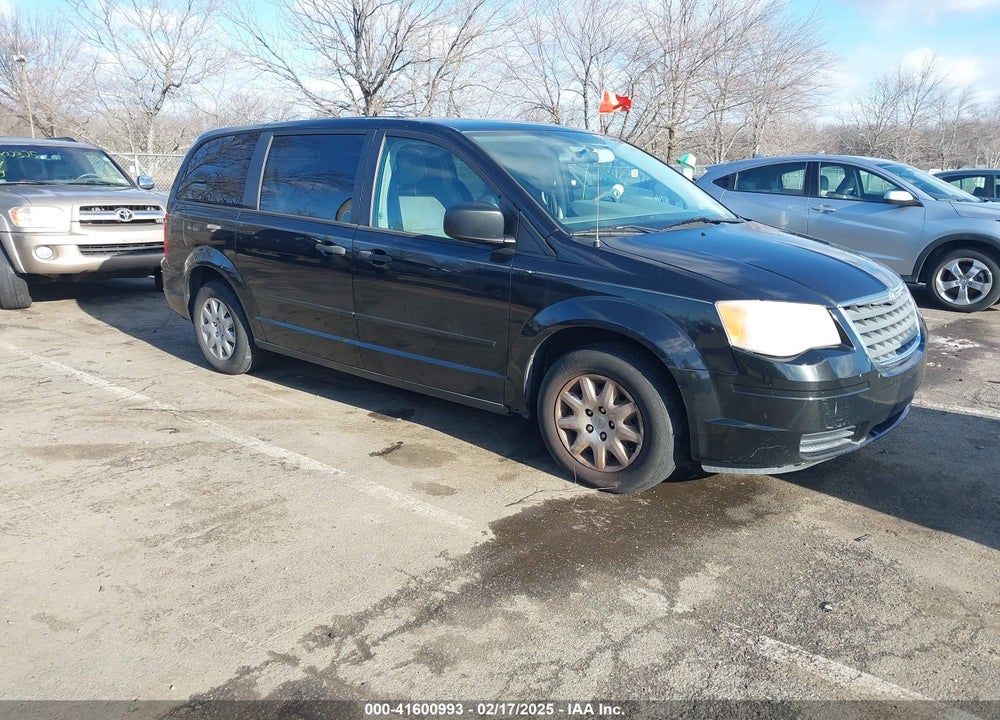 2008 CHRYSLER TOWN & COUNTRY LX VIN: 2A8HR44H88R840764