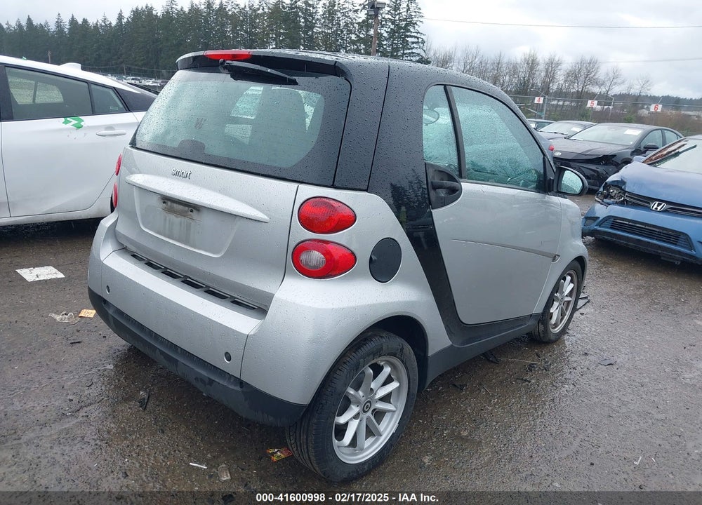 2009 SMART FORTWO VIN: WMEEJ31X09K224159