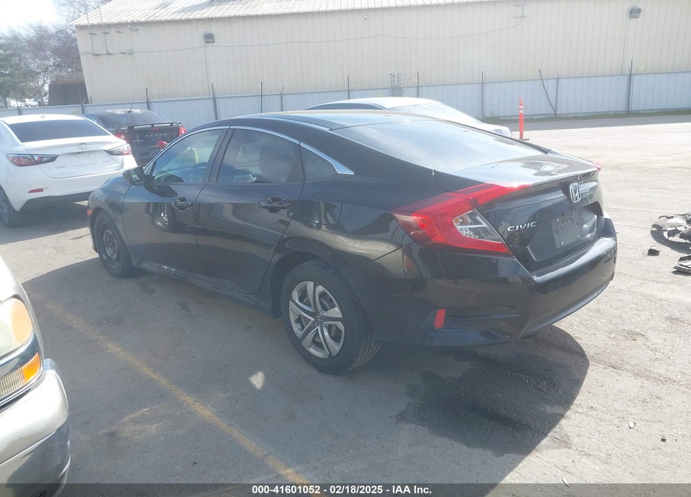 2018 HONDA CIVIC VIN: 19XFC2F57JE200351