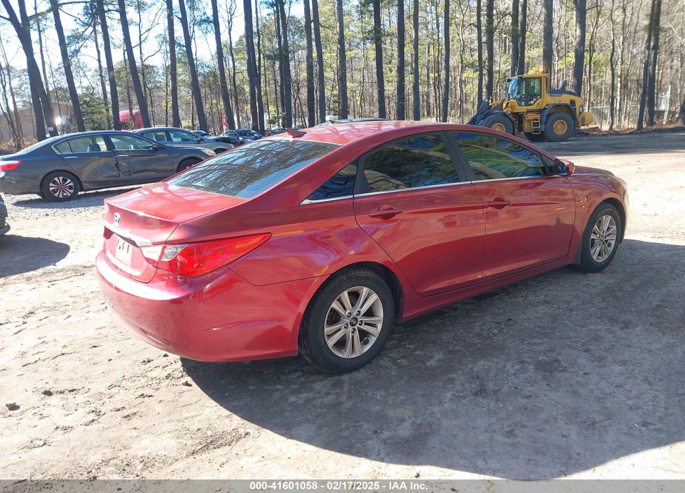 2011 HYUNDAI SONATA VIN: 5NPEB4AC3BH294418
