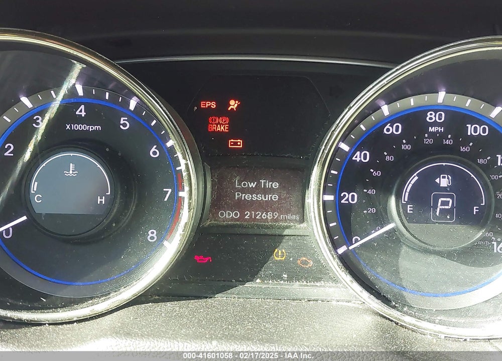 2011 HYUNDAI SONATA VIN: 5NPEB4AC3BH294418