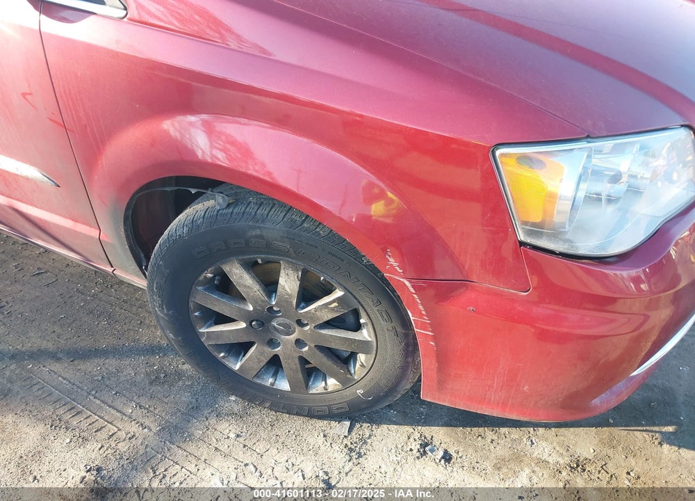 2014 CHRYSLER TOWN & COUNTRY VIN: 2C4RC1BG4ER112845