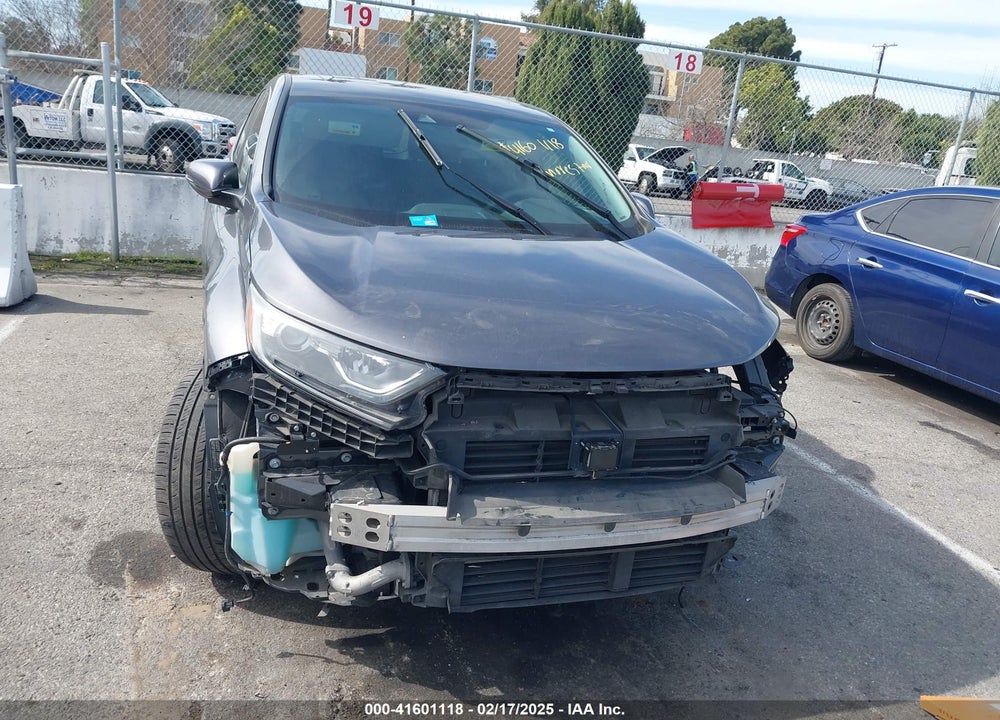 2018 HONDA CR-V EX VIN: 2HKRW2H58JH673611