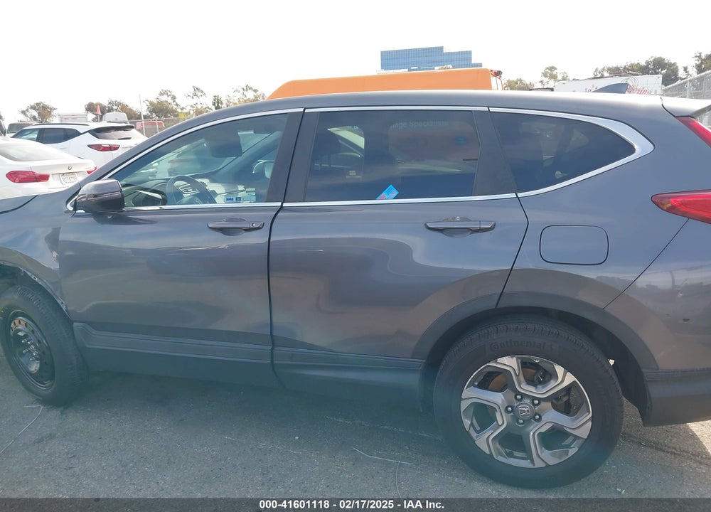 2018 HONDA CR-V EX VIN: 2HKRW2H58JH673611