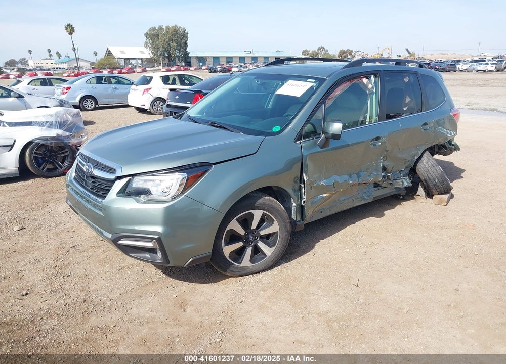 2018 SUBARU FORESTER VIN: JF2SJARC2JH406648