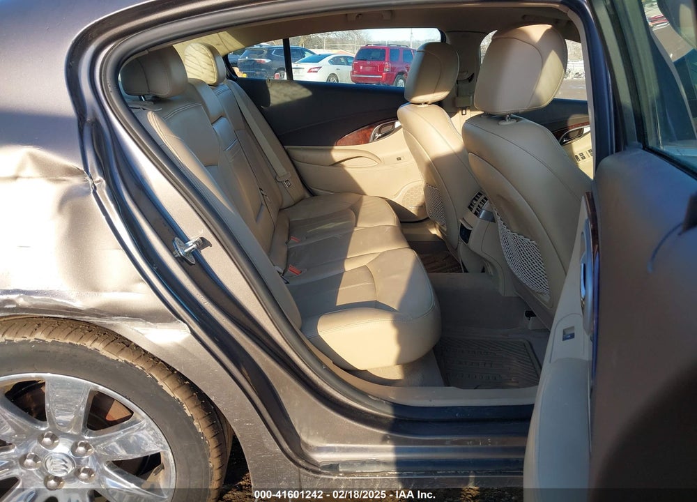 2011 BUICK LACROSSE VIN: 1G4GE5ED2BF203752