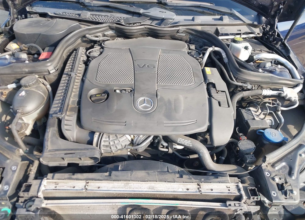 2013 MERCEDES-BENZ C 350 VIN: WDDGJ5HB8DG042269