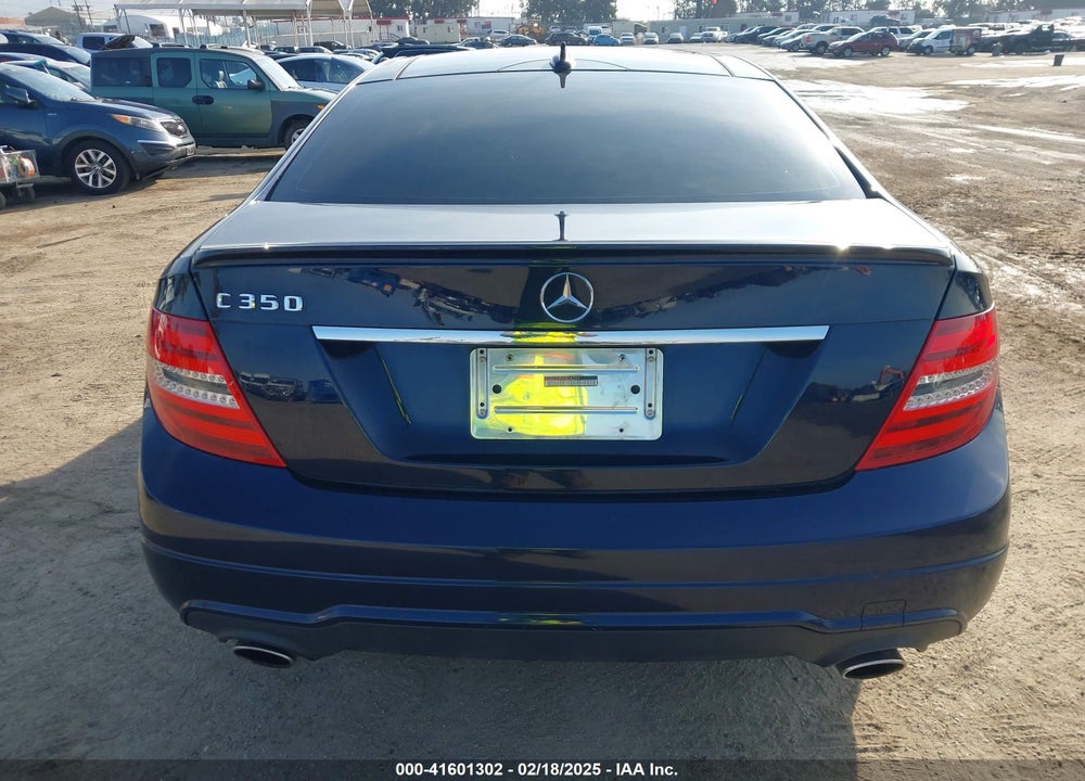 2013 MERCEDES-BENZ C 350 VIN: WDDGJ5HB8DG042269