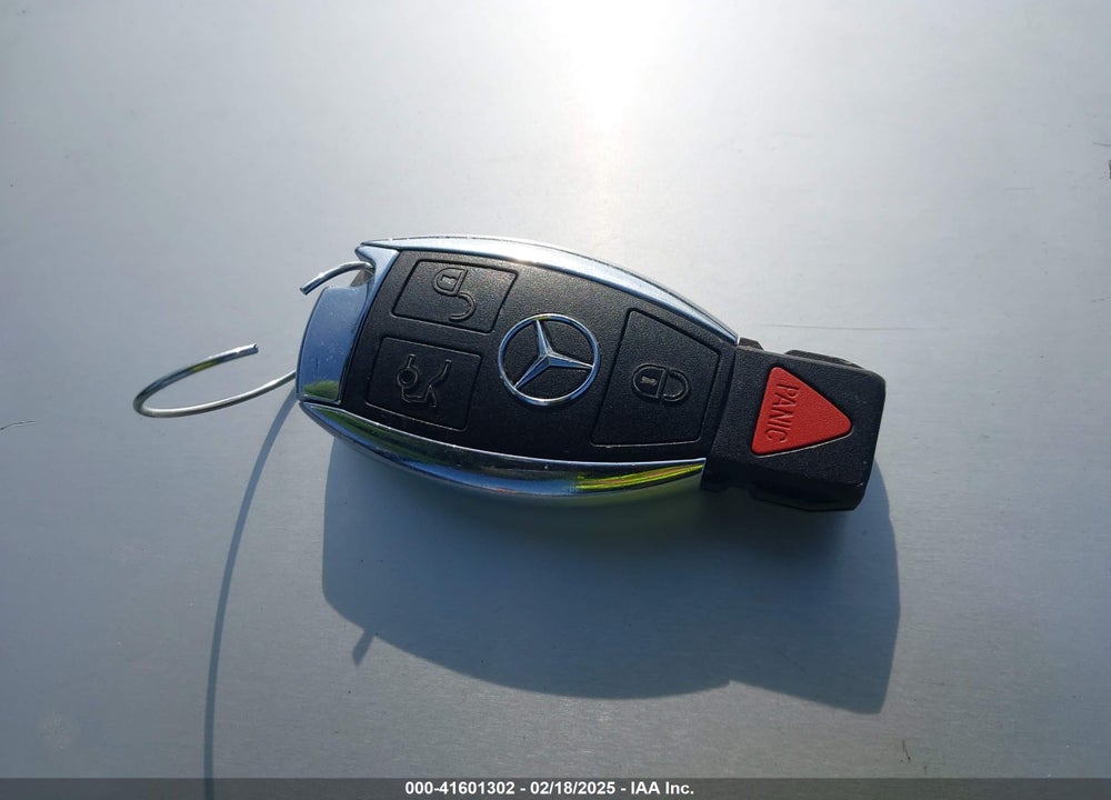 2013 MERCEDES-BENZ C 350 VIN: WDDGJ5HB8DG042269