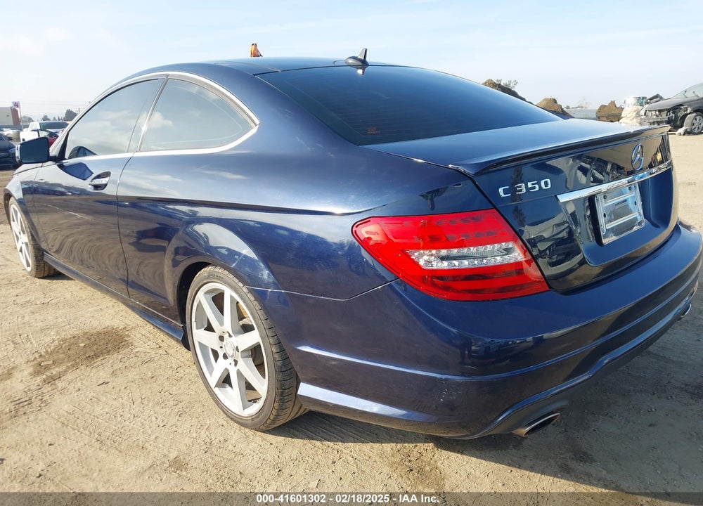 2013 MERCEDES-BENZ C 350 VIN: WDDGJ5HB8DG042269