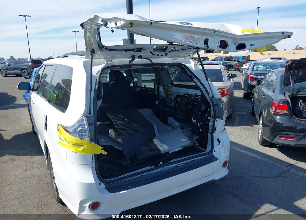 2015 TOYOTA SIENNA SPORT VIN: 5TDXK3DC4FS631208