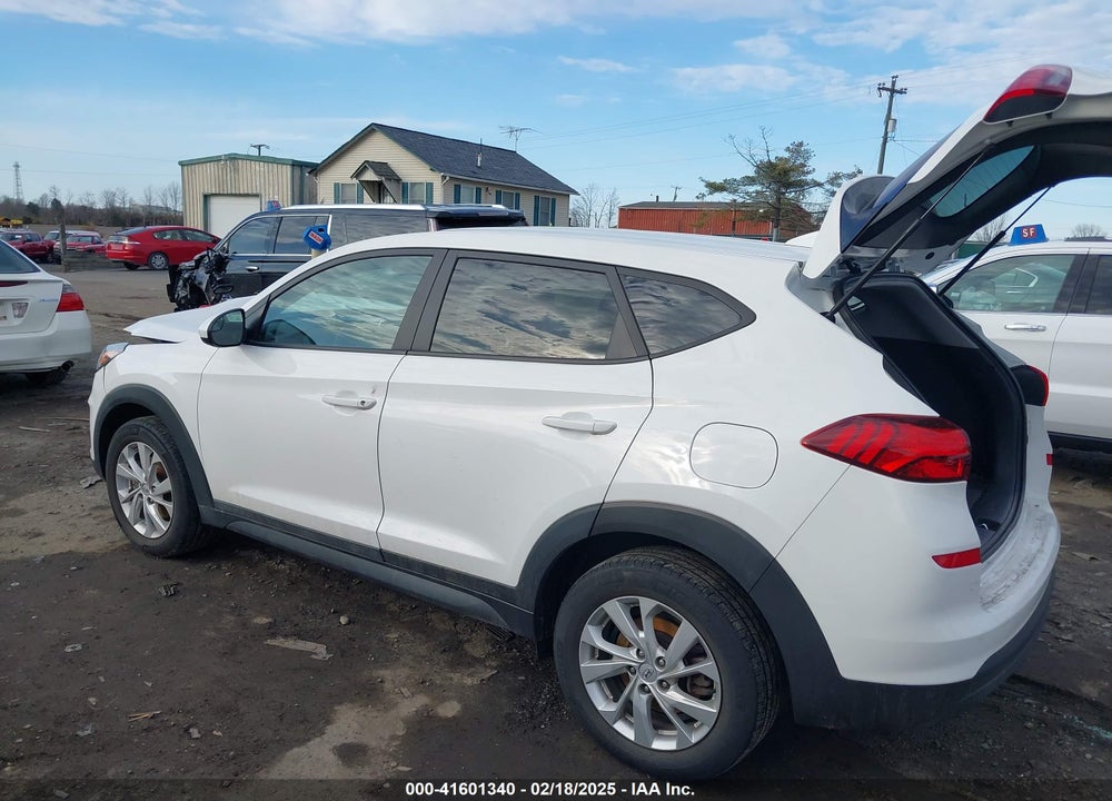 2020 HYUNDAI TUCSON SE VIN: KM8J2CA49LU122348