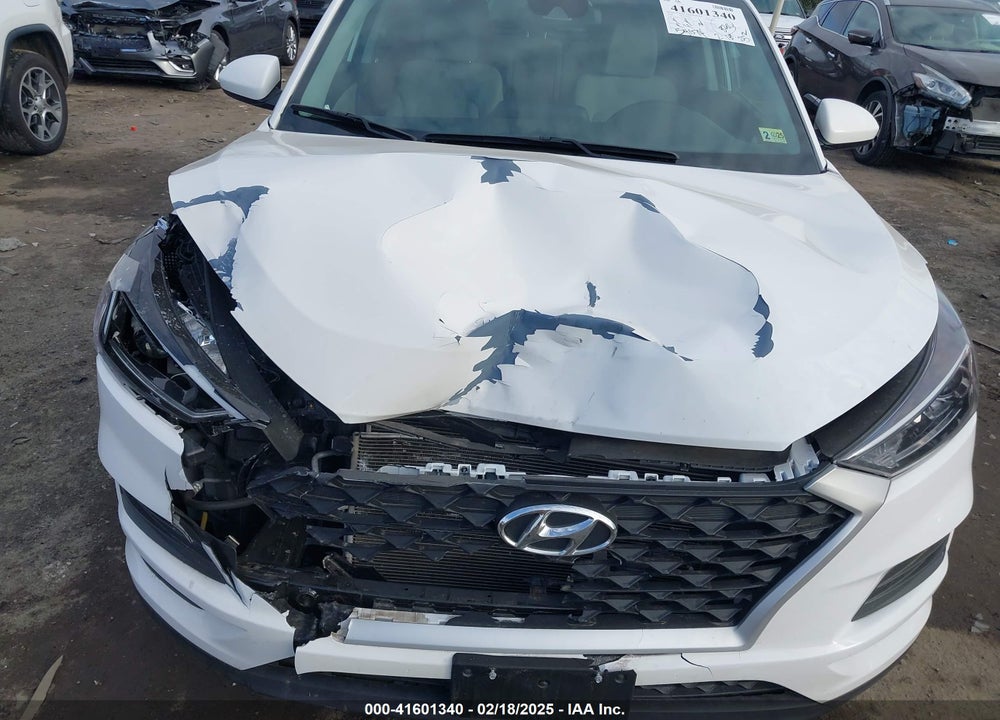 2020 HYUNDAI TUCSON SE VIN: KM8J2CA49LU122348