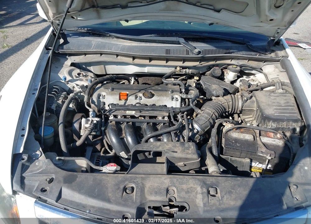 2011 HONDA ACCORD 2.4 LX VIN: 1HGCP2F3XBA147706