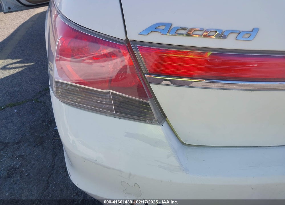 2011 HONDA ACCORD 2.4 LX VIN: 1HGCP2F3XBA147706