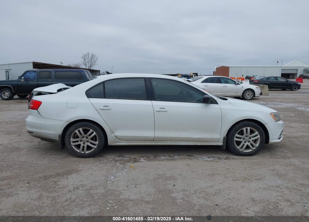2015 VOLKSWAGEN JETTA VIN: 3VWLA7AJ5FM250833