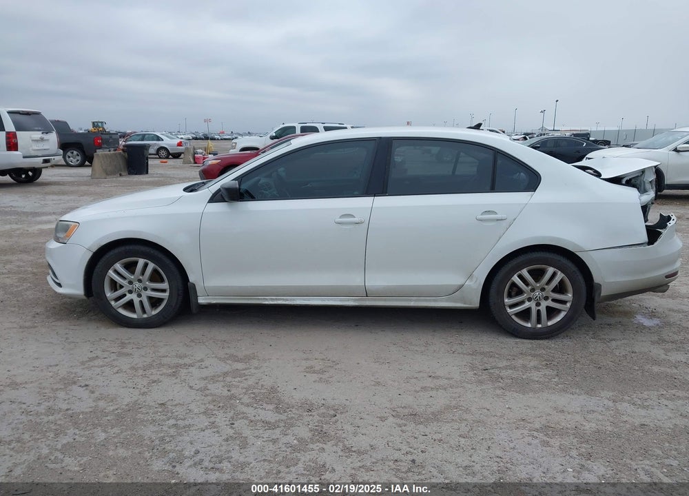 2015 VOLKSWAGEN JETTA VIN: 3VWLA7AJ5FM250833