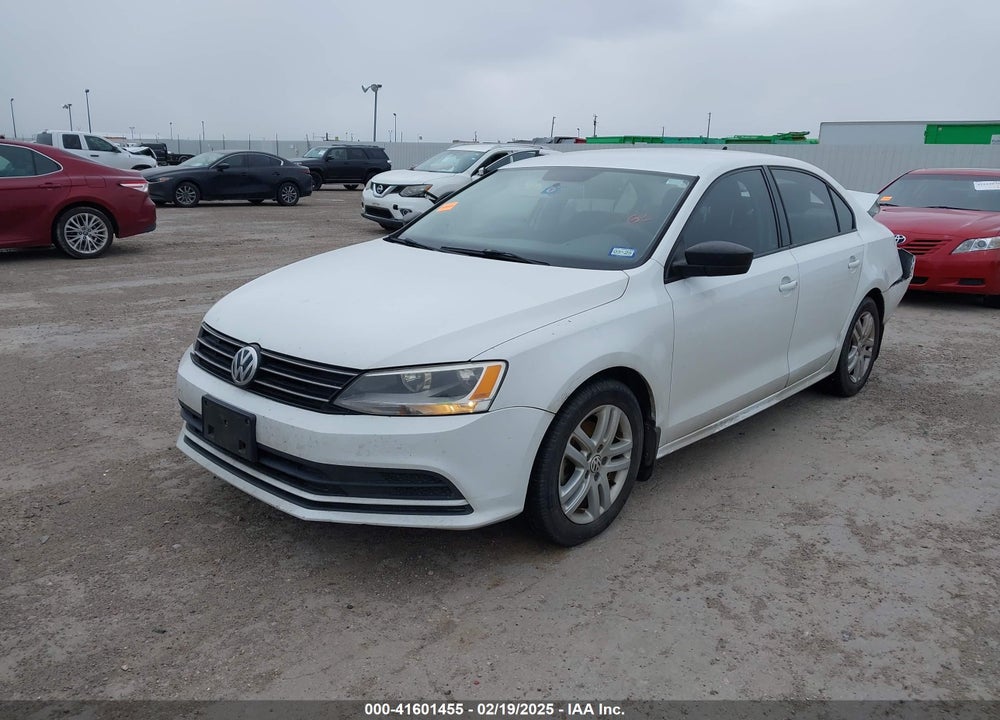 2015 VOLKSWAGEN JETTA VIN: 3VWLA7AJ5FM250833