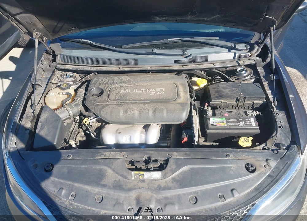 2015 CHRYSLER 200 VIN: 1C3CCCAB1FN559949