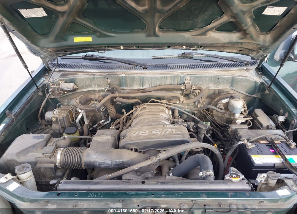 2004 TOYOTA SEQUOIA SR5 V8 VIN: 5TDZT34A84S225563