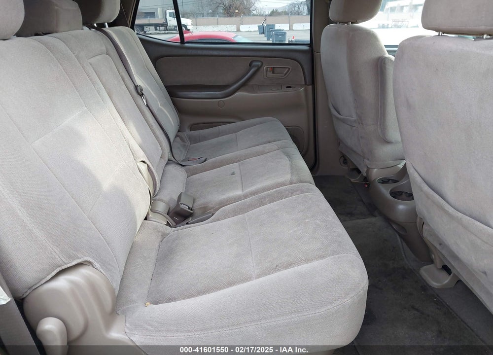 2004 TOYOTA SEQUOIA SR5 V8 VIN: 5TDZT34A84S225563