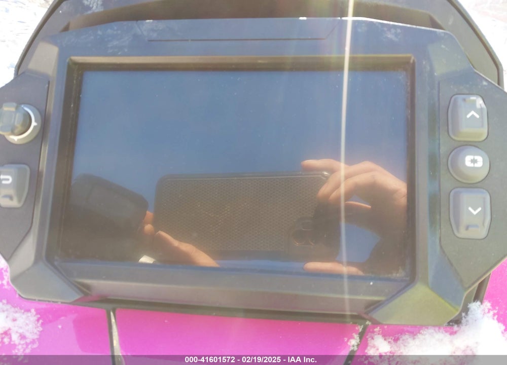 2022 POLA 850 INDY VR1 137 VIN: SN1TDV8R8NC817429