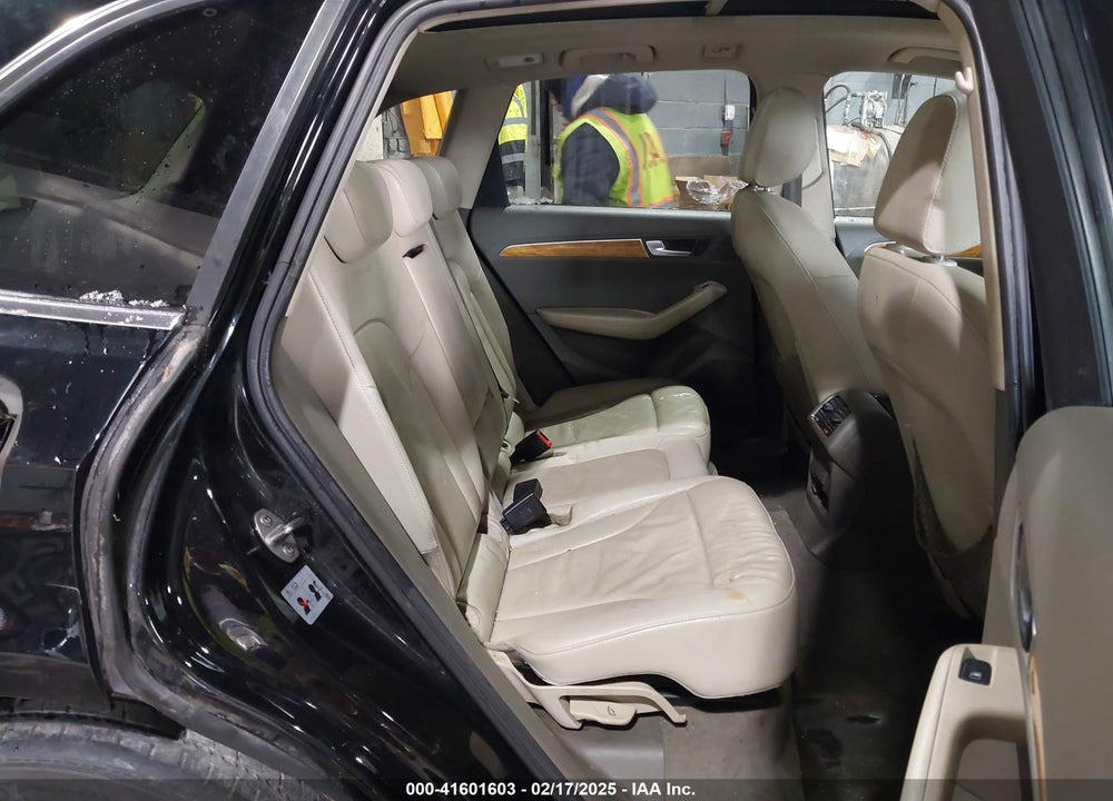 2009 AUDI Q5 3.2 PREMIUM VIN: WA1KK78R09A051465