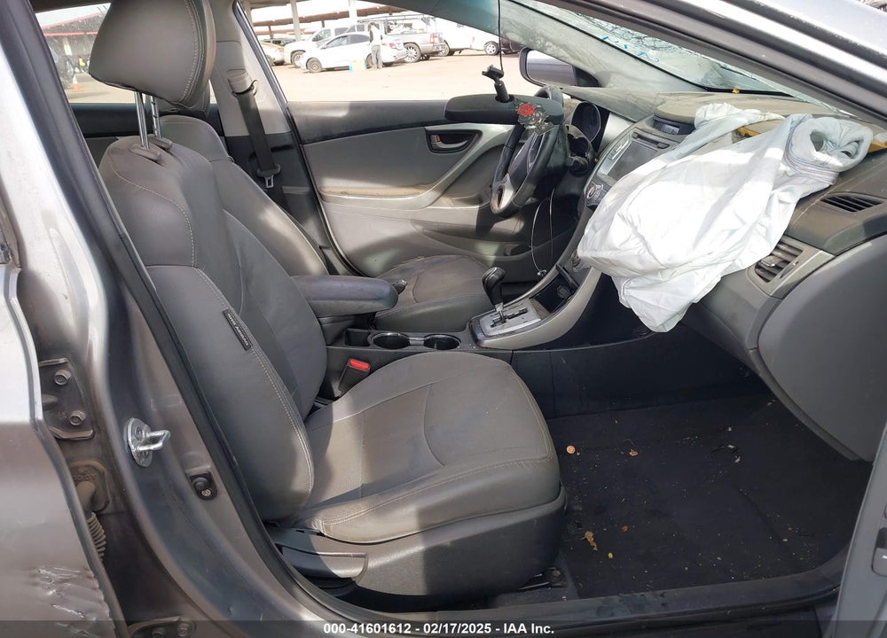 2012 HYUNDAI ELANTRA VIN: KMHDH4AE7CU319139
