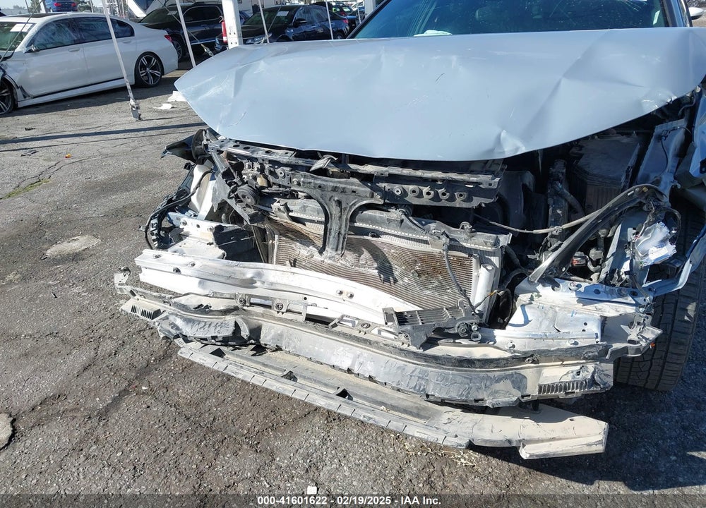 2022 HONDA CIVIC VIN: 19XFL2H87NE008375