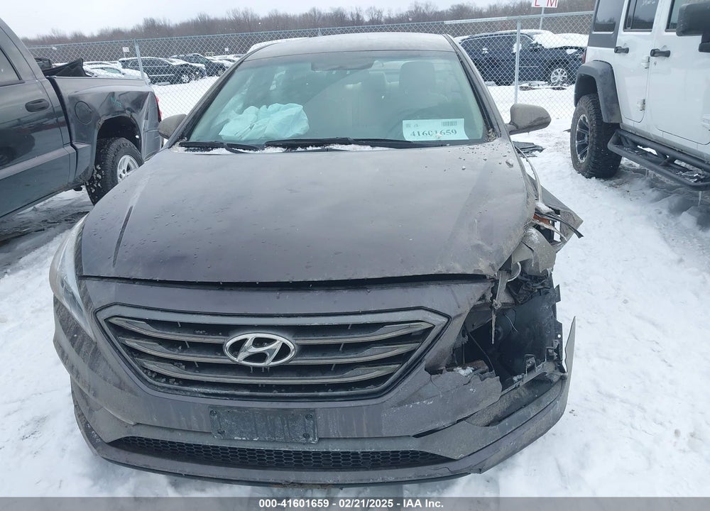 2017 HYUNDAI SONATA VIN: 5NPE34AF7HH521352